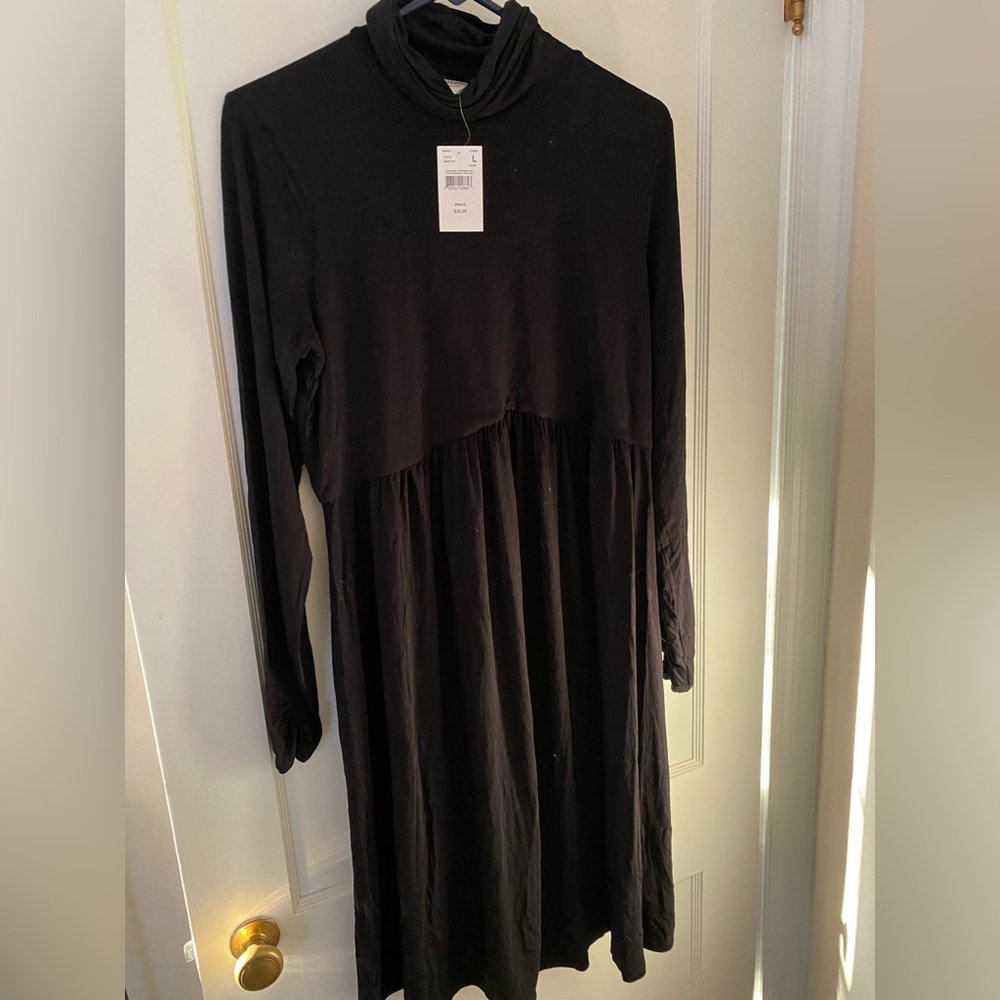 Motherhood maternity black fall/winter dress